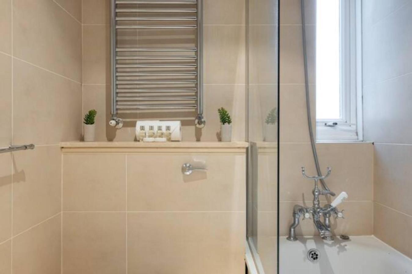 The West Kensington Collection Apartment Лондон Екстериор снимка
