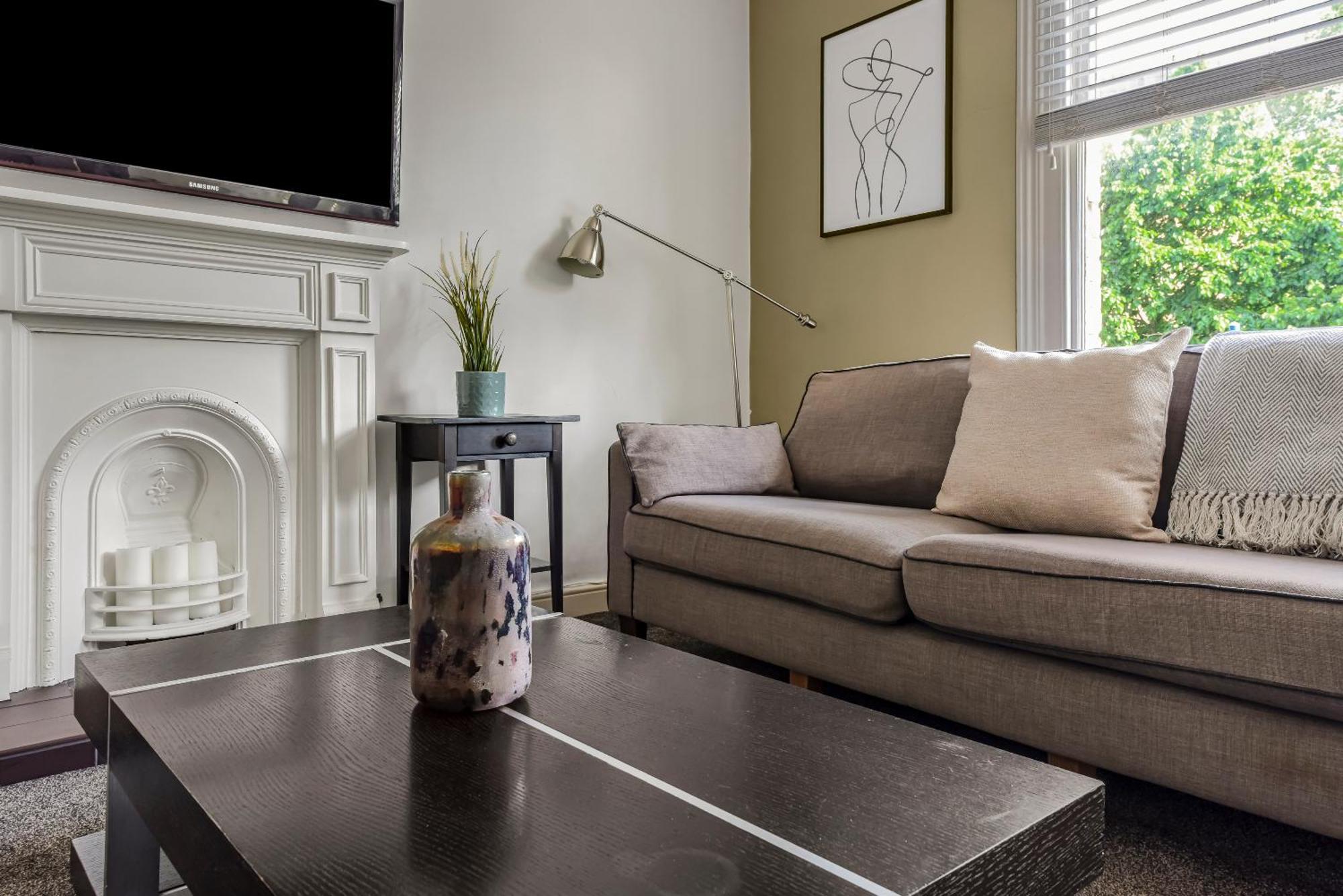 The West Kensington Collection Apartment Лондон Екстериор снимка
